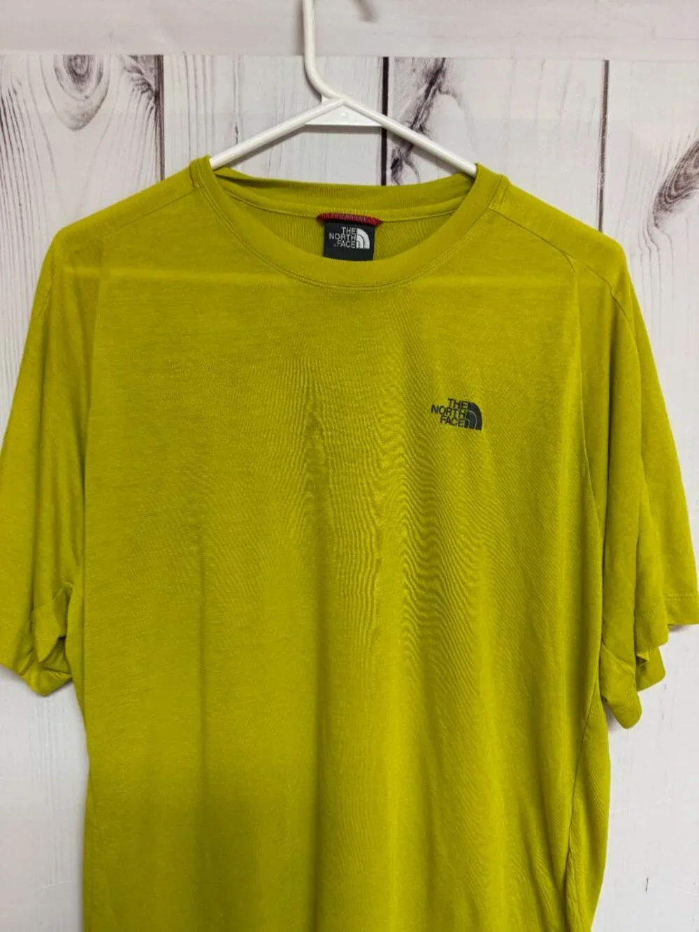 The North Face‎ Men’s Coolmax Tee XL Yellow Green Short Sleeve EUC